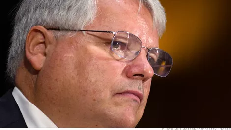 Apple appoints new CFO as seasoned pro retires...