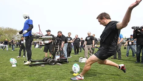 Robots VS. All Black