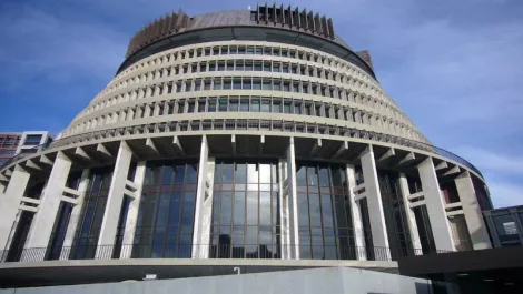 Govt to save $119m in 3-year deal with Microsoft