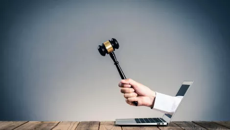 Samsung extends dispute with Apple in Europe