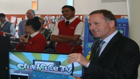 Naive PM's dodgy cost-saving app