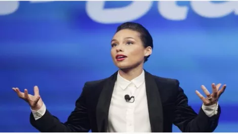 BlackBerry, er, Global Creative Director hits the road