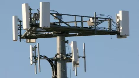 Study: No link between cellphone masts and cancer