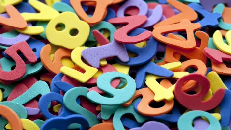 Twitter shortens tweet characters #bothered