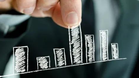 NZ economy to grow close to 3% in 2015 as building offsets dairy decline: Moody's