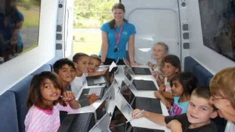 Mobile Learning Centre taking tech to the school gates
