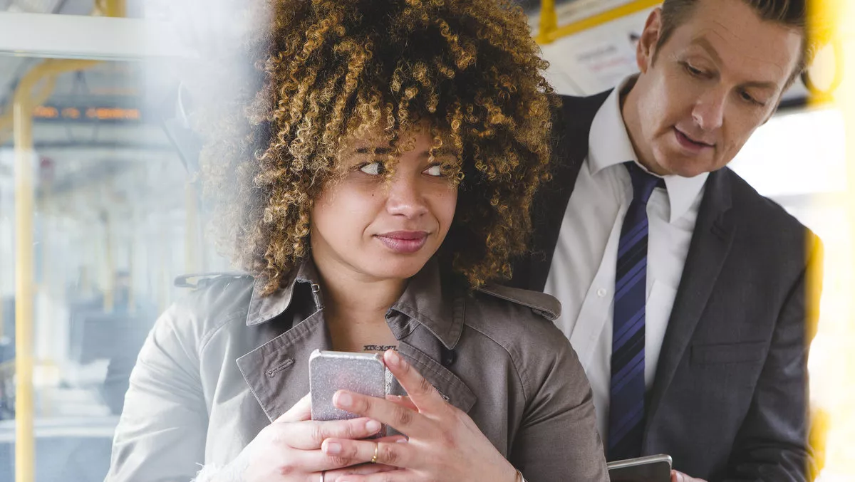 'Visual hacking' a privacy risk to business travellers