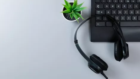 Zoom moves into contact centre market, acquiring Five9 in $14.7 billion stock transaction