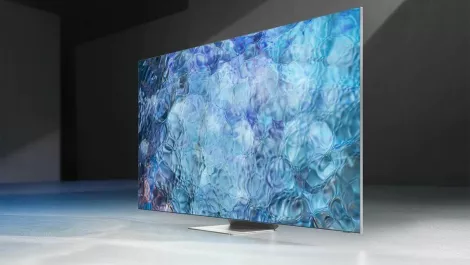 Hands-on Review: Samsung QN900A TV and Soundbar