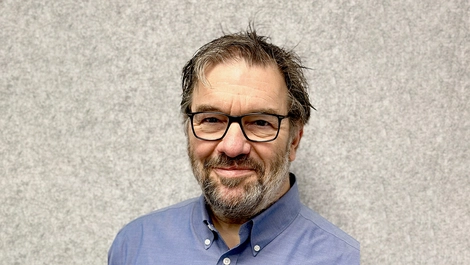 Alastair macleod ground control portrait