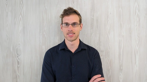 Expert warns 'global race' towards AI supremacy must stop now