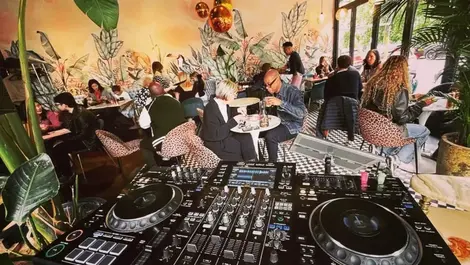 Stampede tech boosts Starfish Loves Coffee loyalty