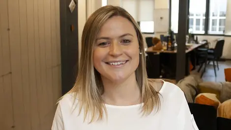 Fiona stevens  loyalty lion